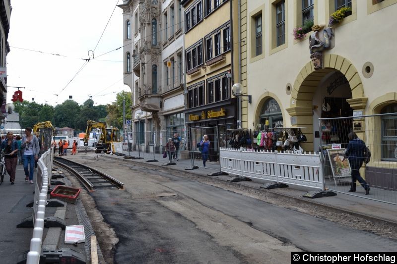 Am Wochenende wurden die Gleise im Bereich Domplatzgleisdreieck erneuert.