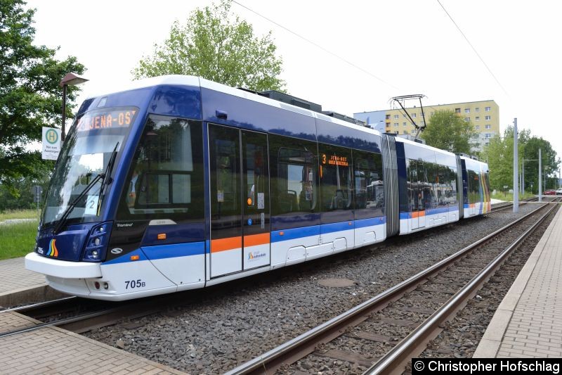 Bild: TW 705 an der Endstelle Lobeda-Ost.