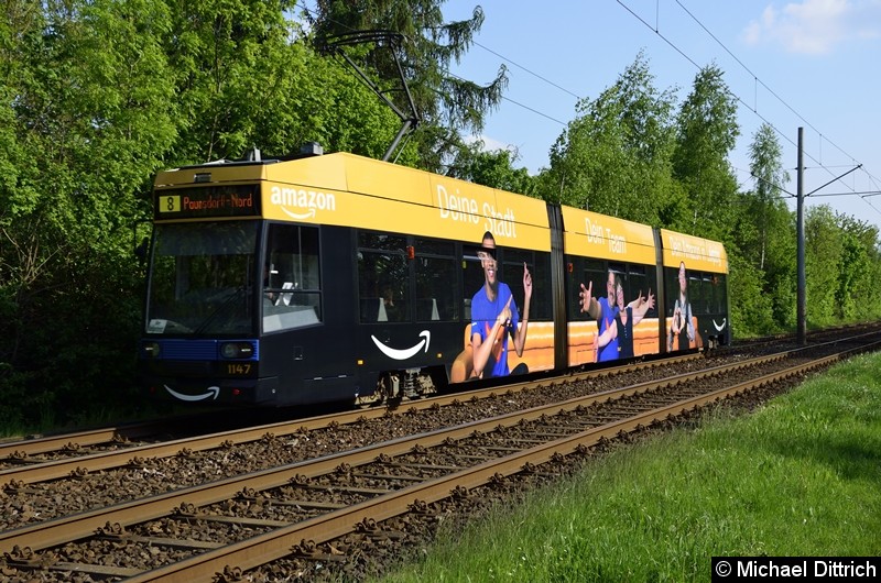 Bild: 1147 als Linie 8 zwischen den Haltestellen Strabf. Paunsdorf und Am Vorwerk.