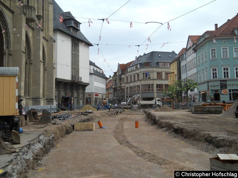 Die Bauarbeiten auf dem Fischmarkt sind voll im Gange. Hier sieht man schon wo die Gleiskörper der Tram wieder hin kommt. Bild: Die Bauarbeiten auf dem Fischmarkt sind voll im Gange. Hier sieht man schon wo die Gleiskörper der Tram wieder hin kommt.
