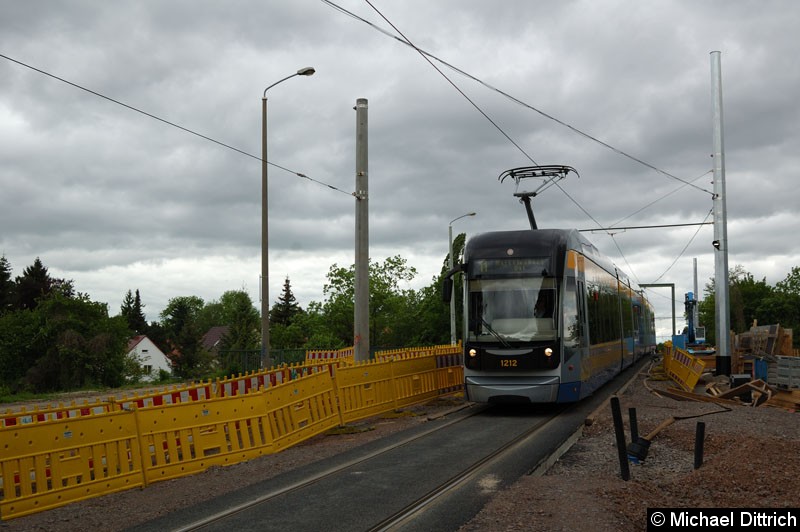 1212 als Linie 11 in der Bornaischen Str. zwischen den Haltestellen S Connewitz und Raschwitzer Str. Bild: 1212 als Linie 11 in der Bornaischen Str. zwischen den Haltestellen S Connewitz und Raschwitzer Str.