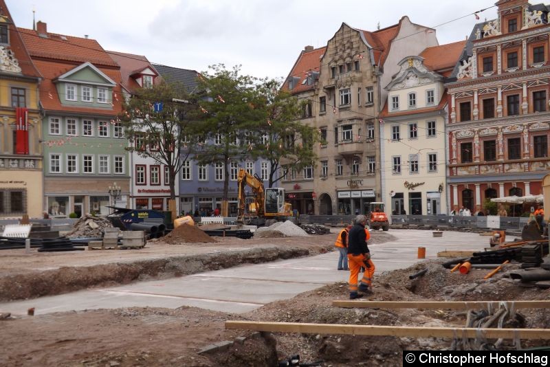 Noch ist der Bereich eine Großbaustelle. Aber ab Oktober 2013 soll der Stadtbahnverkehr wieder laufen. Hier werden die neuen Haltestellen enstehen. Bild: Noch ist der Bereich eine Großbaustelle. Aber ab Oktober 2013 soll der Stadtbahnverkehr wieder laufen. Hier werden die neuen Haltestellen enstehen.