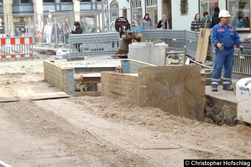 Im Bereich Schlösserstraße finden die ersten Tiefbauarbeiten statt. Bild: Im Bereich Schlösserstraße finden die ersten Tiefbauarbeiten statt.