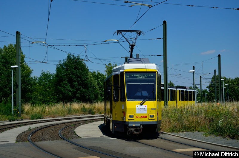 Bild: 7057 + 7058 in Falkenberg in der Wendeschleife.