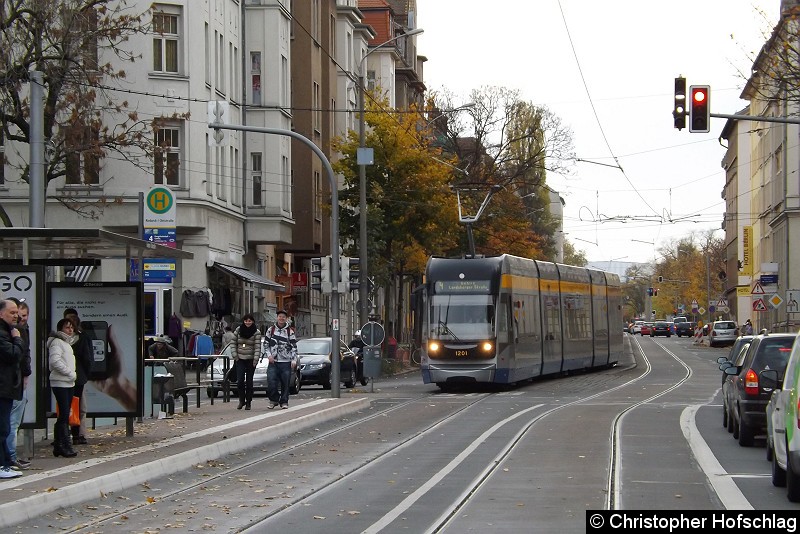 Bild: Kurz vor der Haltestelle Riebeck,Oststraße als Linie 4.