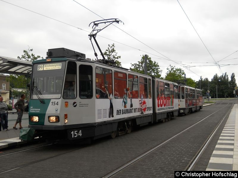 Bild: TW 154+254 auf der Linie 99 am Hauptbahnhof.