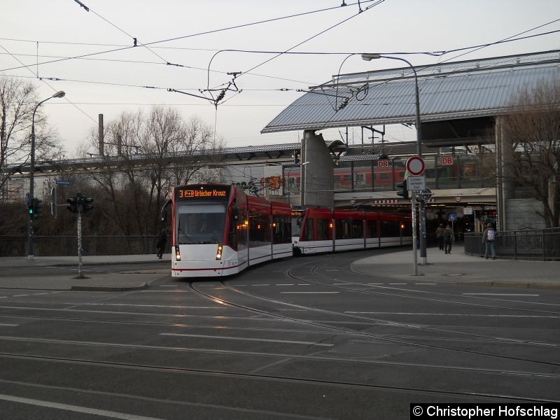 Bild: Tw 717+627 auf der Linie 3 auf dem Weg in Richtung Urbicher Kreuz.