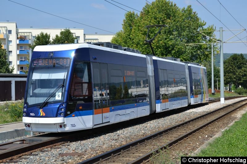 Bild: TW 702 als Linie 3 an der Endstelle Winzerla