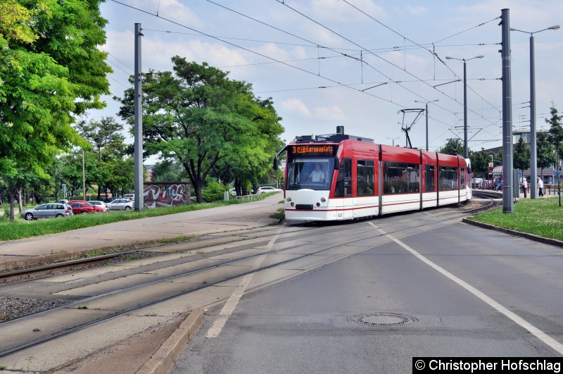 Bild: TW 622+705 auf der Linie 3 bei der Überfahrt die Nordhäuser Straße.