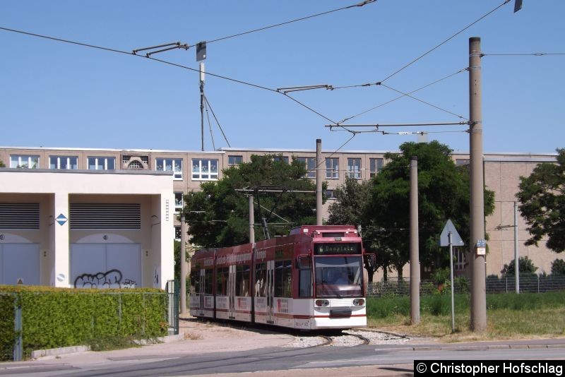TW 612 als Linie 6 in Richtung Domplatz über Rieth in der Schleife Sozialvers.-Zentrum. Bild: TW 612 als Linie 6 in Richtung Domplatz über Rieth in der Schleife Sozialvers.-Zentrum.