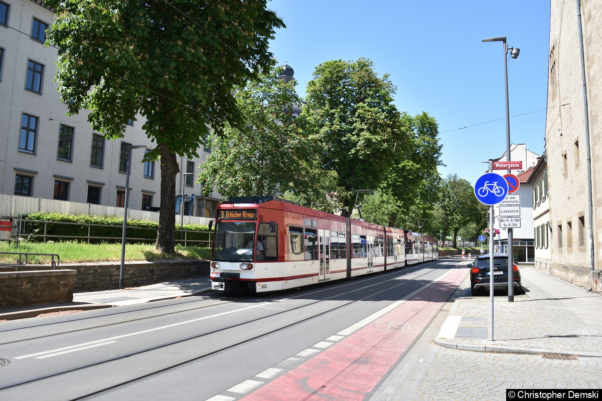 TW 602+601 als Linie 3 an der Haltestelle Webergasse/Andreaskirche.