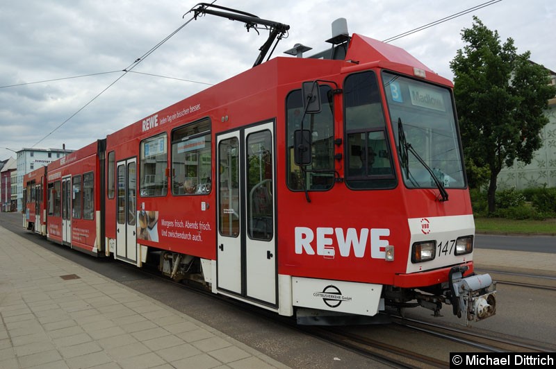 Bild: Wagen 147 als Linie 3 an der Haltestelle Görlitzer Str.
