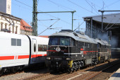 232 083-6