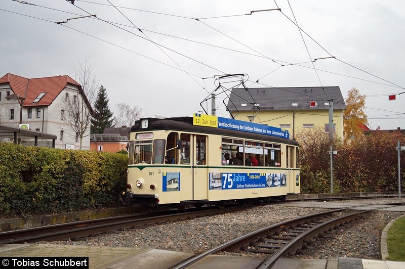 Bild: TW 101 in der Schleife Winzerla.