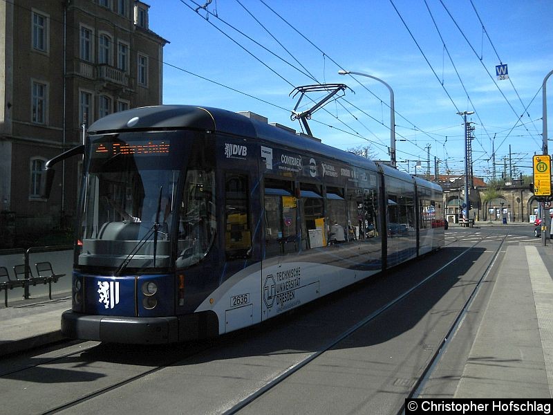 Bild: Als Fahrschule an der Haltestelle Bahnhof DD-Neustadt.
