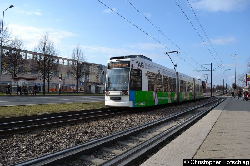 Bild: TW 611+605 als Linie 3 zwischen den Haltestelle Thüringen Park und Str.der Nationen.