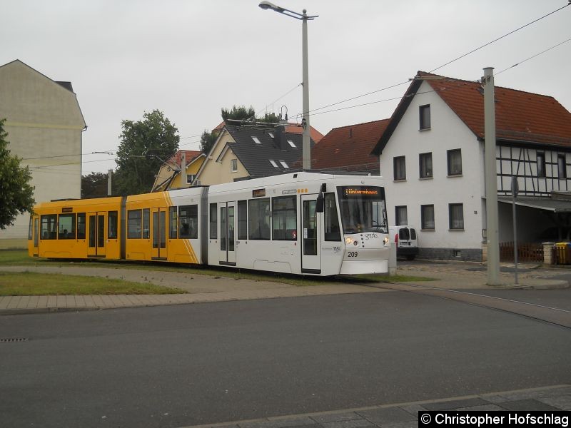 Bild: TW 209 in der Schleife Zwötzen.