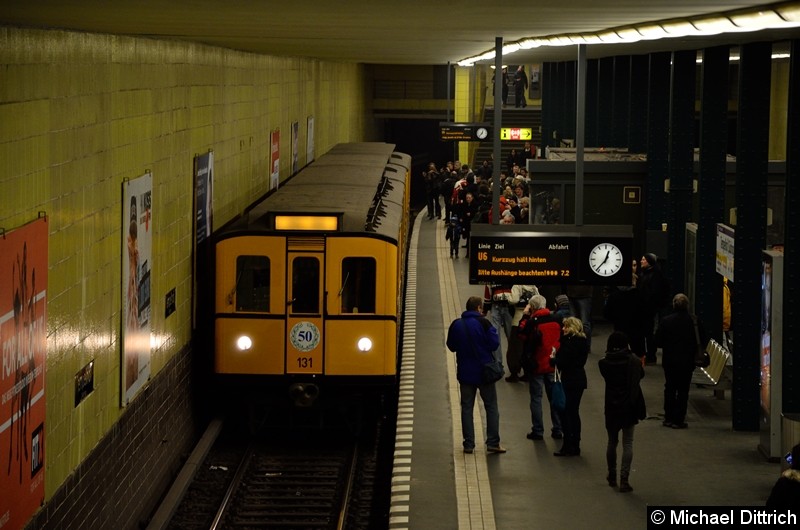 Bild: 131 als Sonderfahrt im Bahnhof Tempelhof.