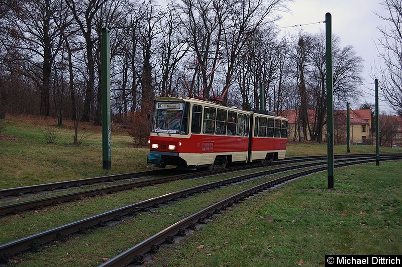 Bild: 001 als ViP Glühwein-Express in Höhe der ehem. Endstelle Kapellenberg.