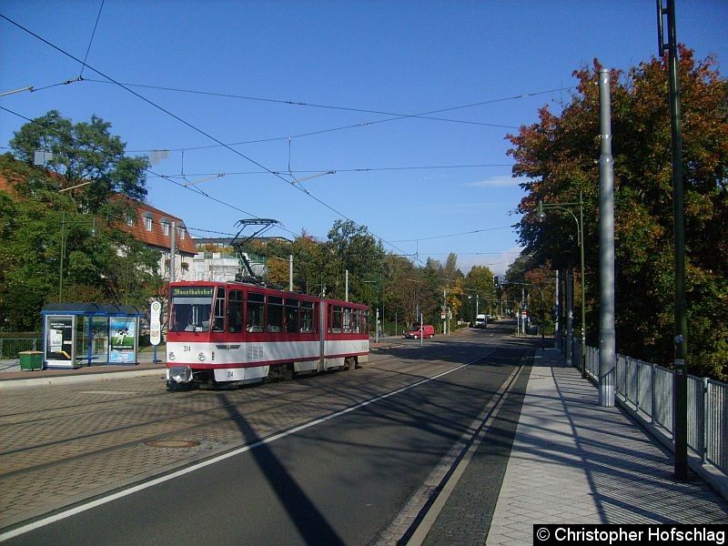Bild: TW 314 am Hauptbhahnhof.