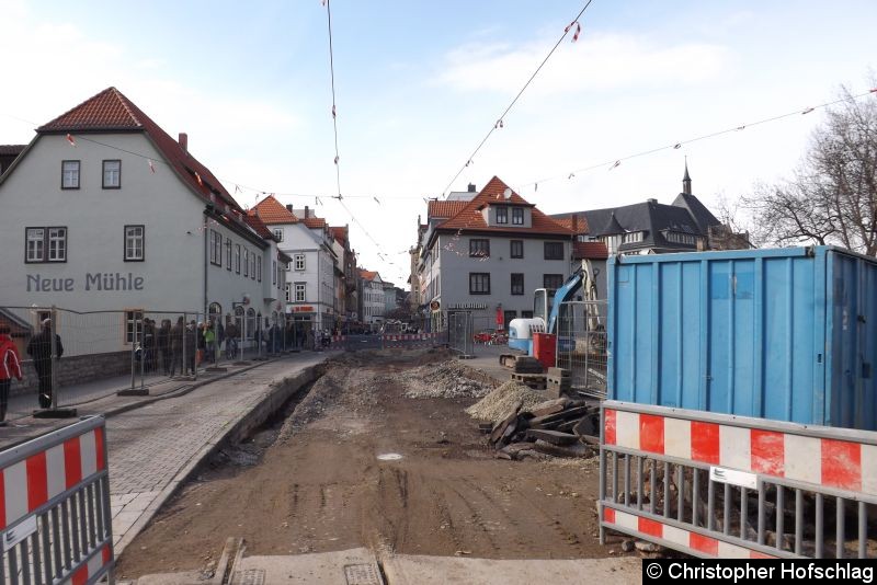 Auf der Schlösserbrücke hat sich in den letzten Wochen wenig getan. Das Wetter hat den Bauarbeitern ein Strich durch die Rechung gemacht. Bild: Auf der Schlösserbrücke hat sich in den letzten Wochen wenig getan. Das Wetter hat den Bauarbeitern ein Strich durch die Rechung gemacht.