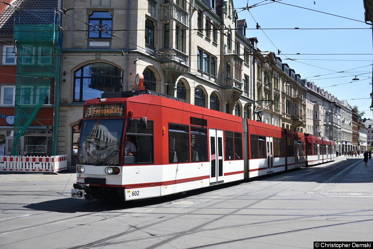 TW 602+601 als Linie 3 am Anger.
