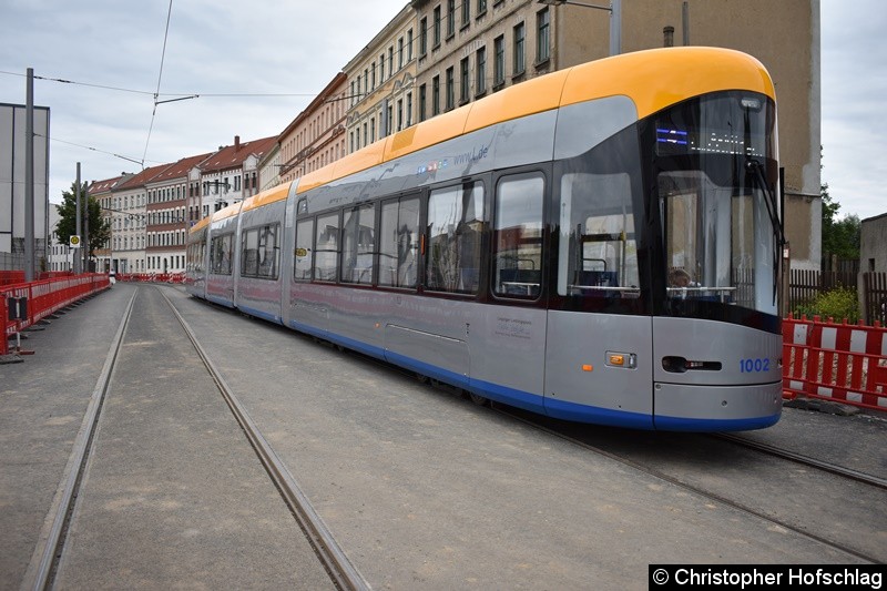 Bild: TW 1002 als Linie 4 in Stötteritz