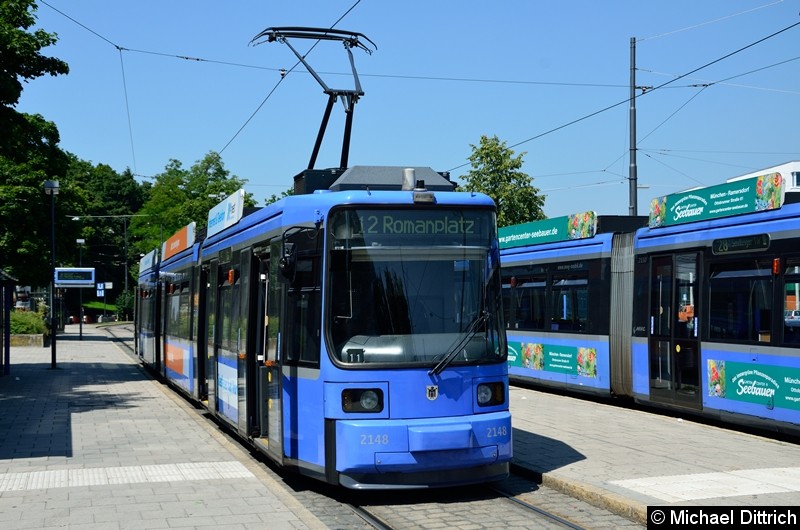 Bild: 2148 als Linie 12 in der Endhaltestelle U Scheidtplatz.